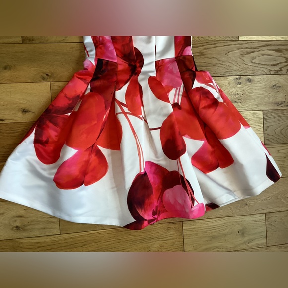 Nadine short sleeve a line mini dress - Picture 6 of 7